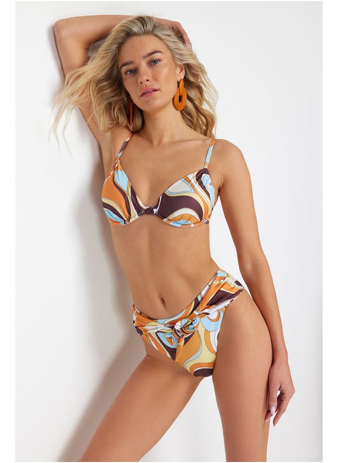 trendyol - Abstract Pattern Balconette Tied High Waist High Leg Regular Bikini Set TBESS24BT00056 - Image 1