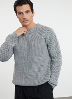 trendyol Gray Regular Crew Neck Textured Knitwear Sweater TMNAW20KZ0020  - Image 2