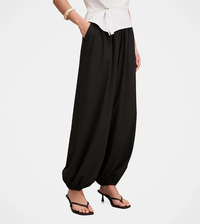 Forever New  Becky Balloon Pant for Women | Best Price UAE
