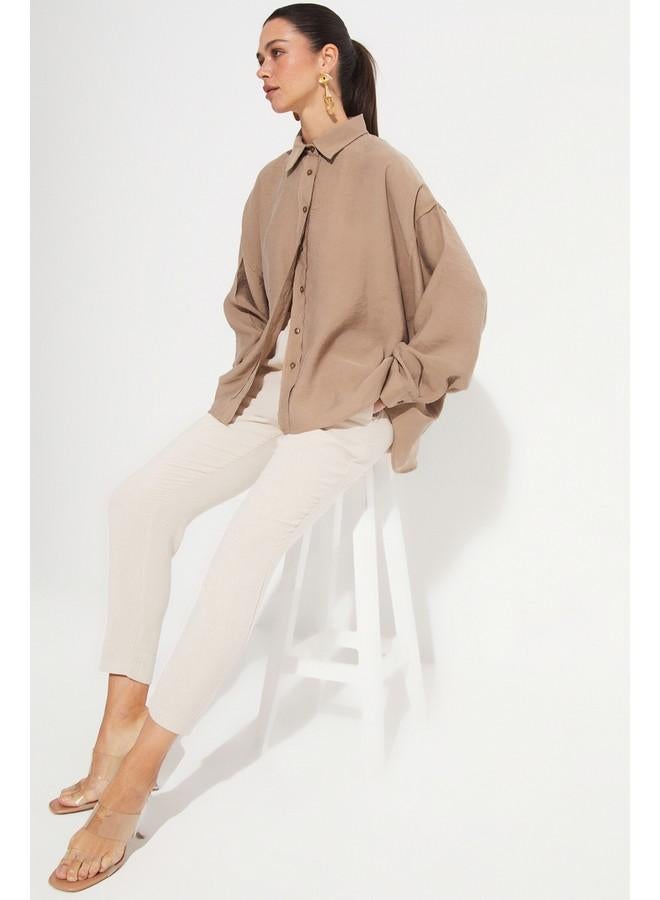 جون قميص جين يونيو بقصة فضفاضة بلون مينك - Image 5