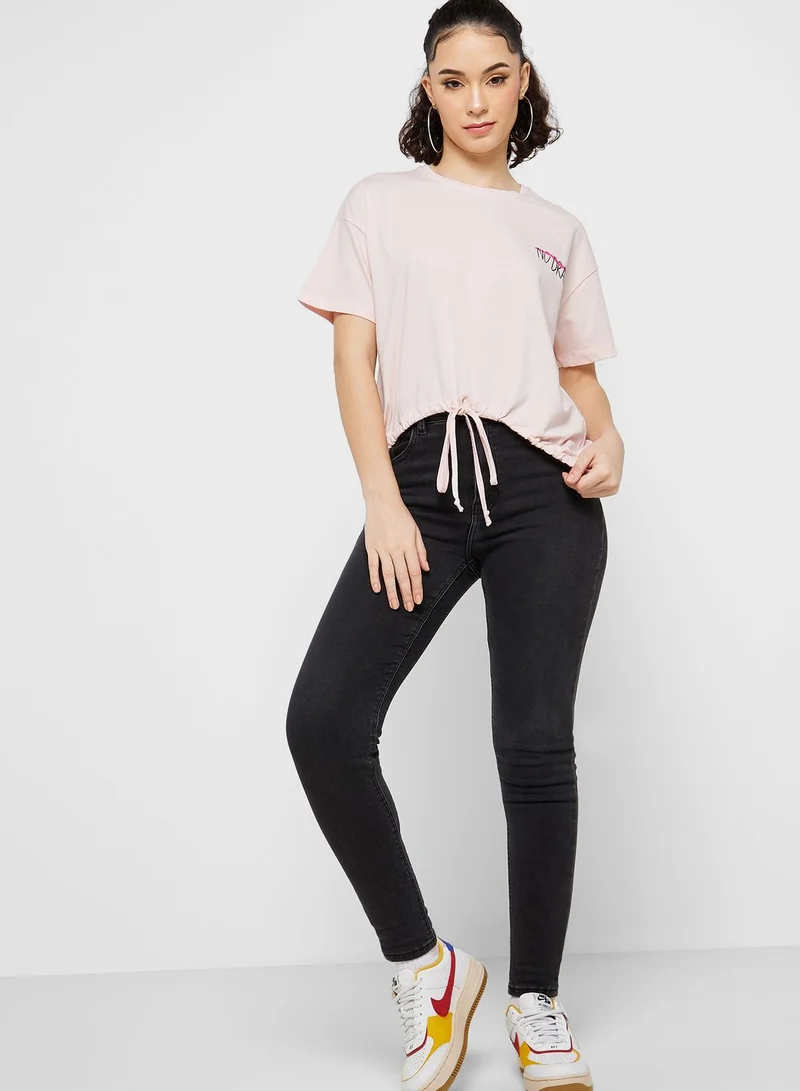 Ginger Crew Neck Graphic T-shirt