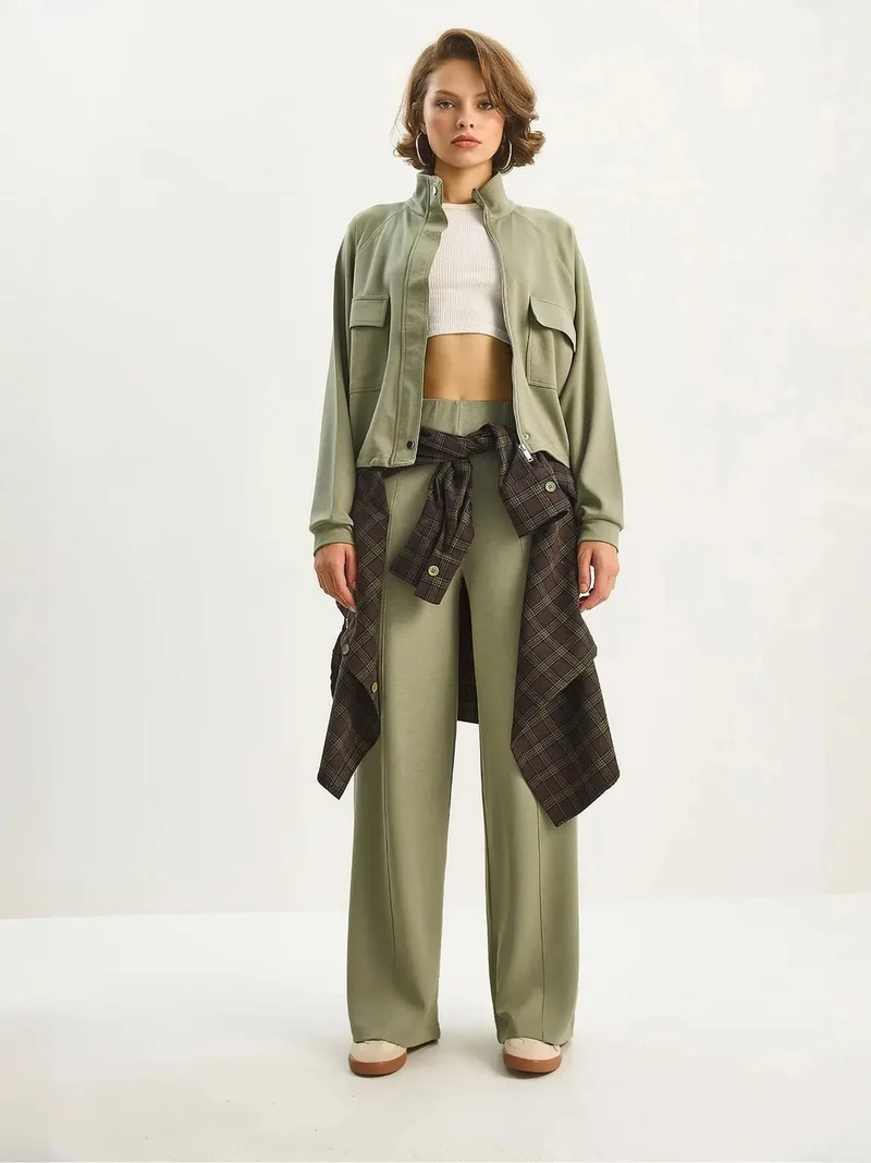 بيانكو لوتشي طقم قطعتين من فيسكوز لوتشي جاكيت وبنطلون