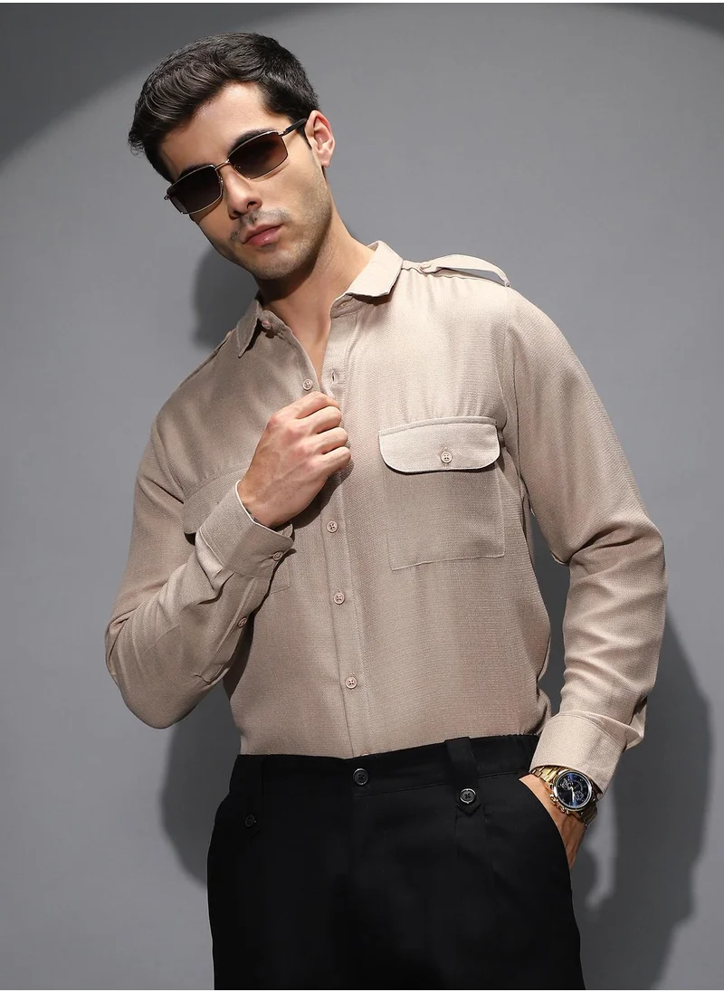 كامبوس سوترا Men's Ecru Beige Solid Relaxed Shirt For Casual Wear | Spread Collar | Long Cuffed Sleeves | Button Closure | Shirt Shirt Crafted With Comfort Fit For Everyday Wear