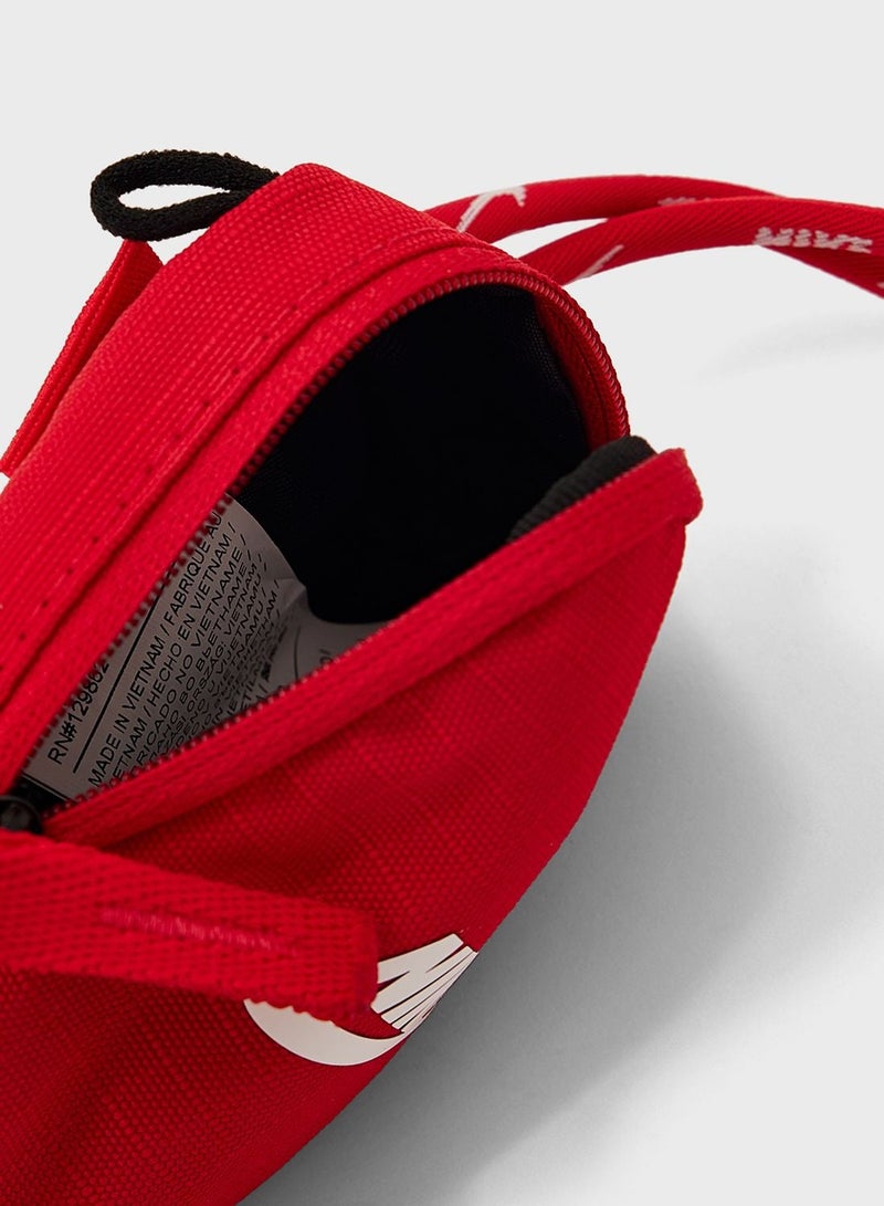 NIKE CLUB ACCESSORY POUCH - Image 4