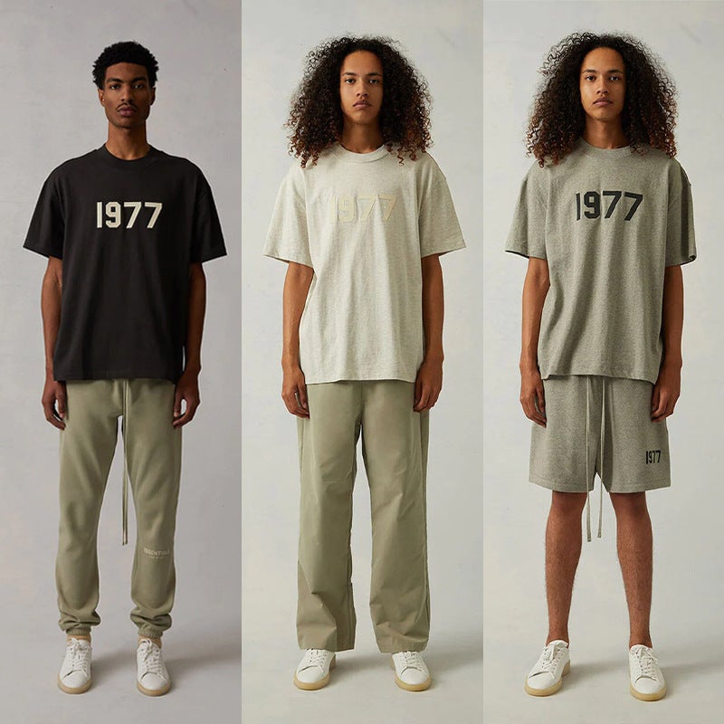 2022Ss Short-Sleeved T-Shirt 1977 Flocking Printing Essentials Trendy Brand T-Shirt Sale - Image 2