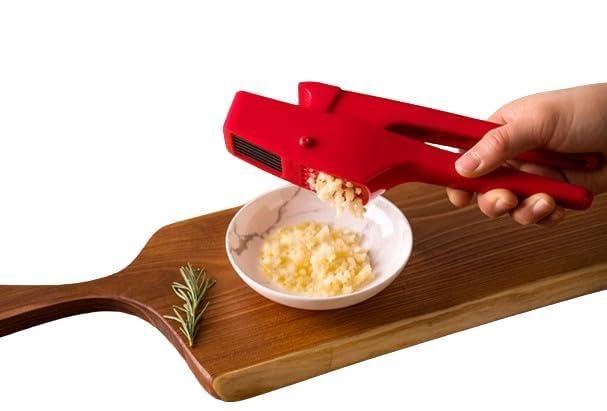 APURK APURK Garlic Press Kit Garlic Cutter 2 in 1 Garlic Crusher Garlic PresserChopperSlicer Hand Tool Plastic Crusher with Non Slip Handle for HomeKitchenRestaurant Pack of 1Multicolor - Image 1