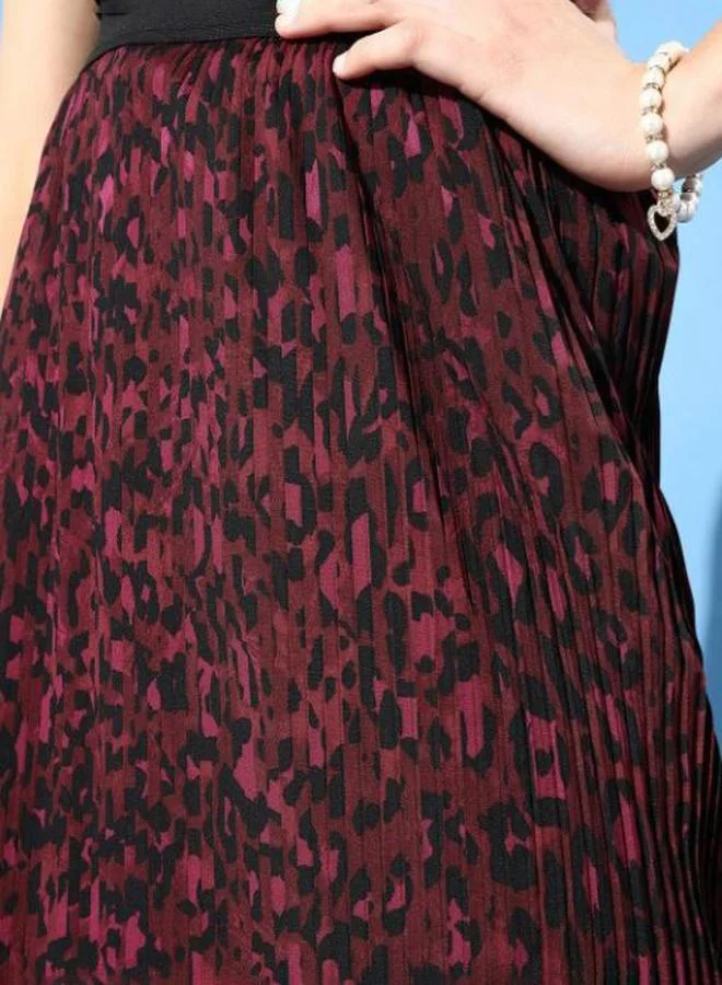 Kassually Kassually Animal Print Pleated Midi Skirt