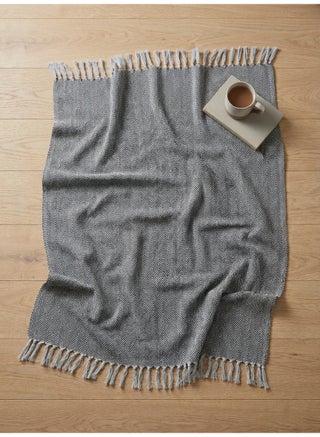 130 x 160 cm Cotton Herringbone Horizontal Throw Blanket Charcoal Grey, Premium 400GSM Soft Woven Fringed Tassel Cover for Sofa Couch Bed and Boho Decor - view 5