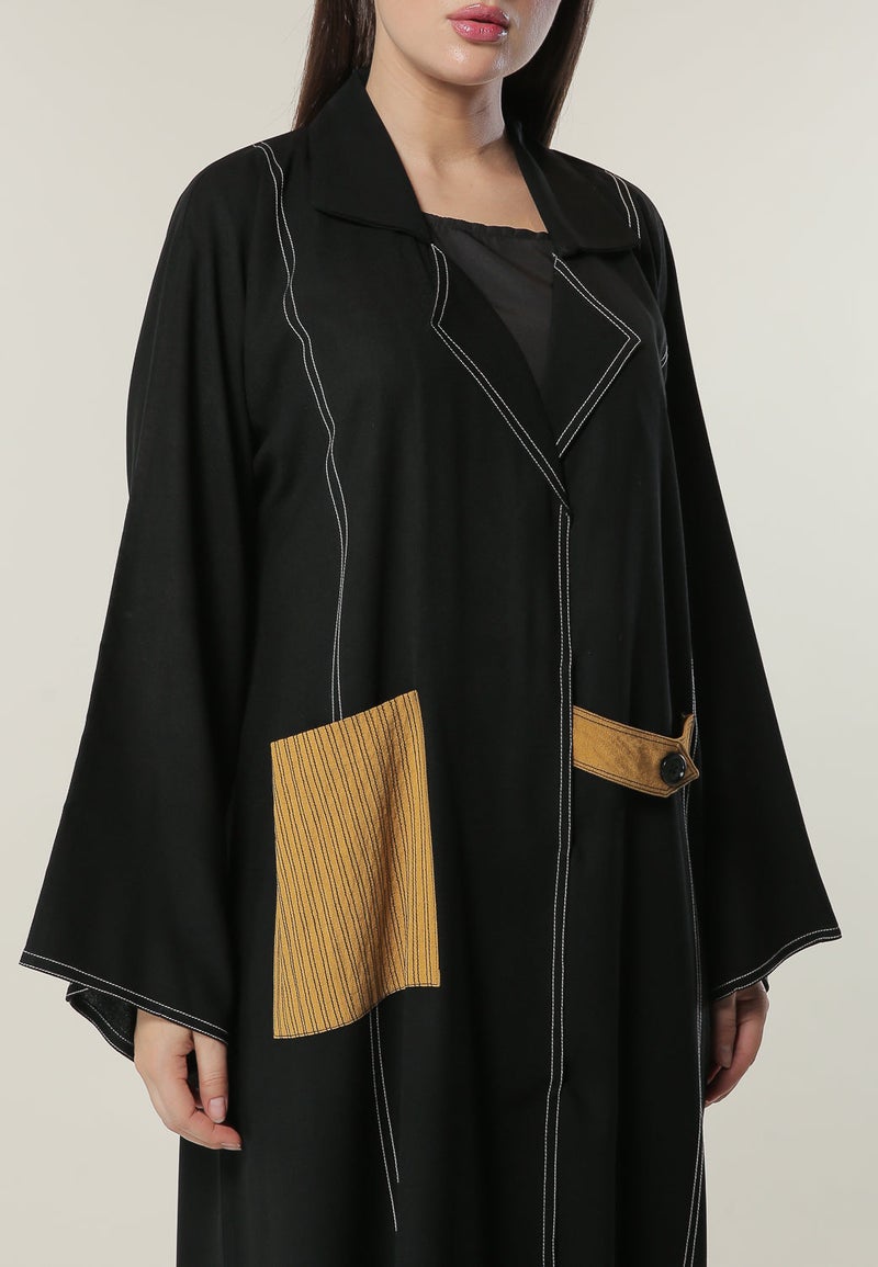 Moistreet Pocket Detailed Abaya - Image 3