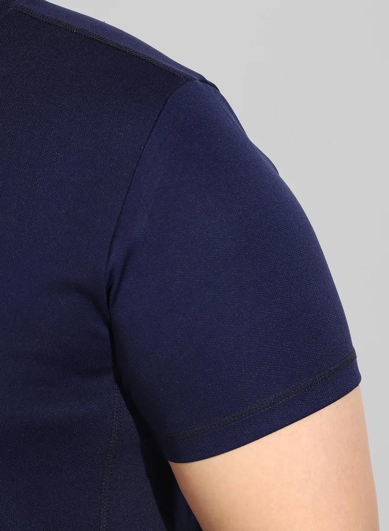 Instafab Plus Men's Solid Black Regular Fit Activewear T-Shirt
