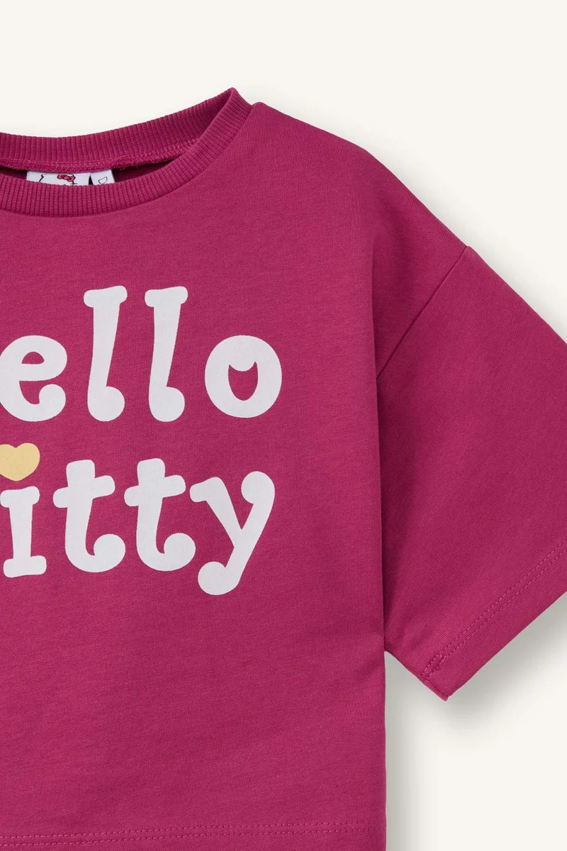DeFacto Oversize Fit Hello Kitty Licensed Short Sleeve T-Shirt