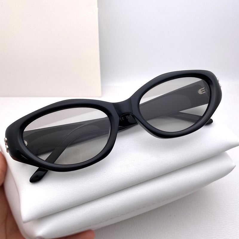 Generic 2024 Trendy GM Cat-Eye Sunglasses for Women black frame gray 