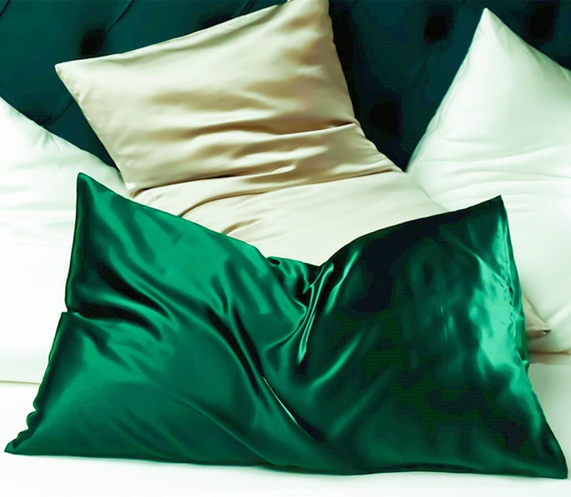 ROSEWARD Green Silk Pillowcase for Hair and Skin Made in USA  22 Momme Mulberry Silk Pillow Cases Standard Size with Zipper  6A Grade Organic Silk  Anti Wrinkle  Anti Acne  1 Pcs 20""x26"" (Standard  Emerald) - Image 4