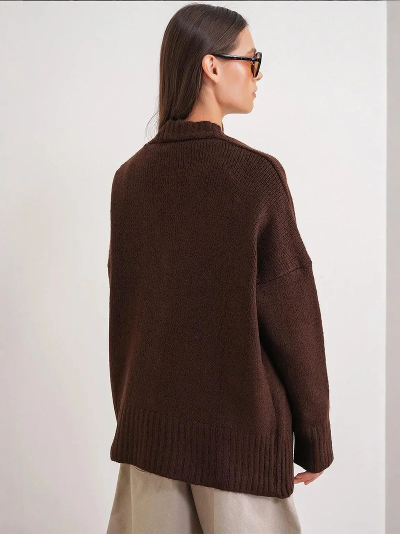 Mixray Coffee Brown Mixray Buttoned V-Neck Ribbed Knit Cardigan for Women | Best Price UAE