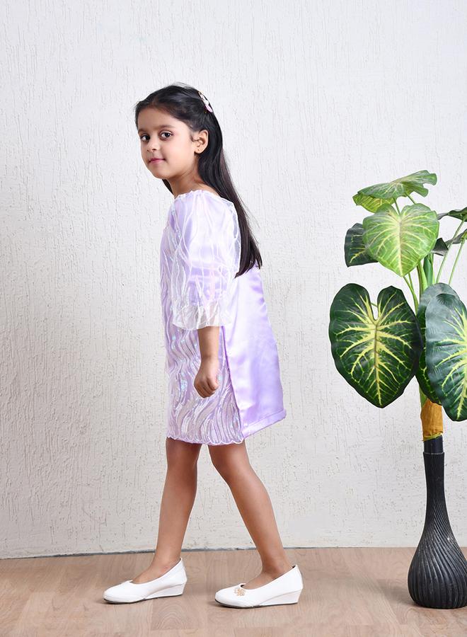 بيلا مودا فستان بأكمام منفوشة من الأورجانزا - Image 4