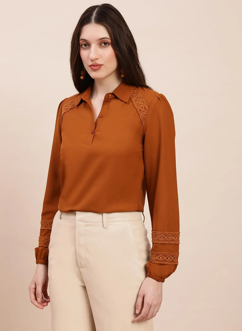 globus Globus Women's Brown Formal Top with Shirt Collar and Lace Inserts