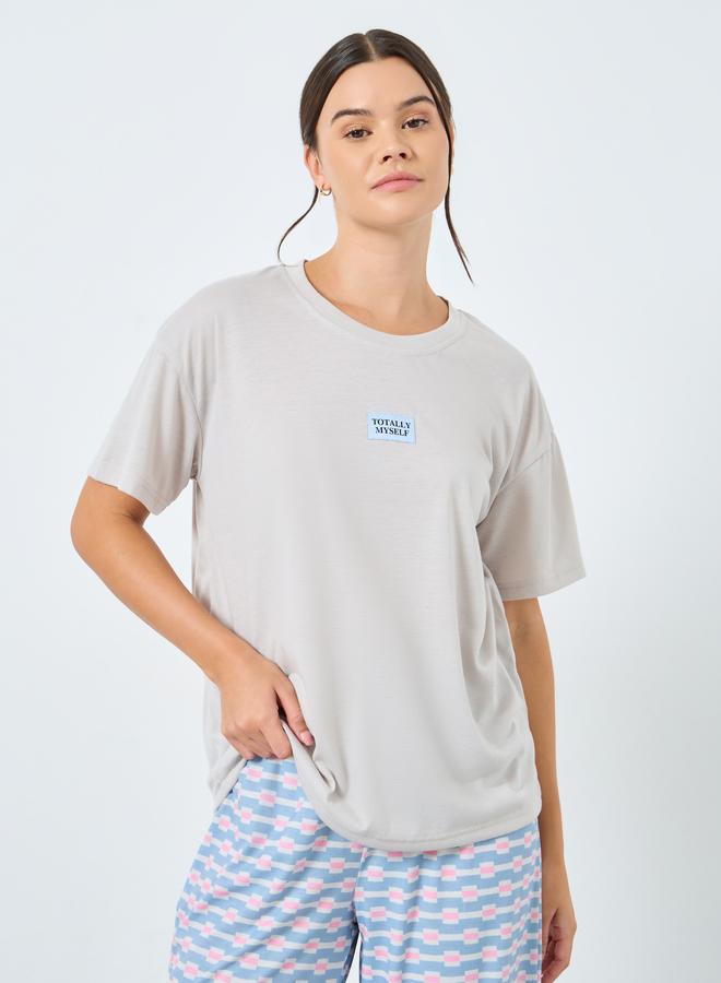 Styli Drop Shoulder Patch T-Shirt and Geo Print Pyjama Set - Image 2