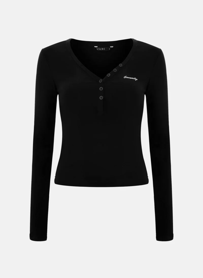 Lichi Knitted longsleeve with buttons and embroidery