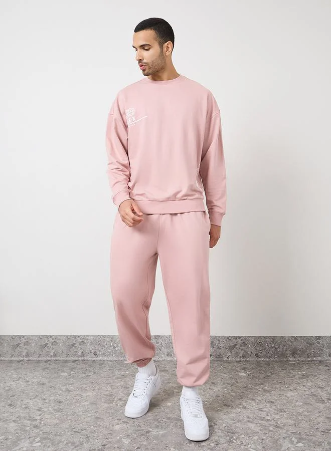 ستايلي Oversized Fleece Sweatshirt with Minimal Print