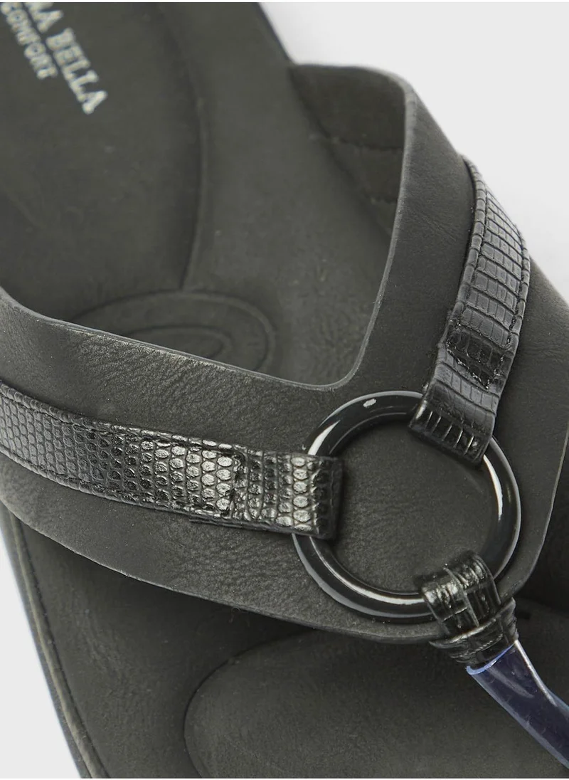 shoexpress Single Strap Flat Sandals