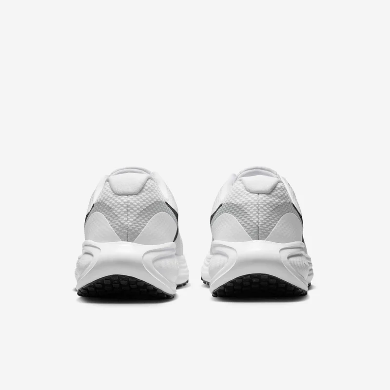 Nike Women's Revolution 8 Wide Running Shoes
