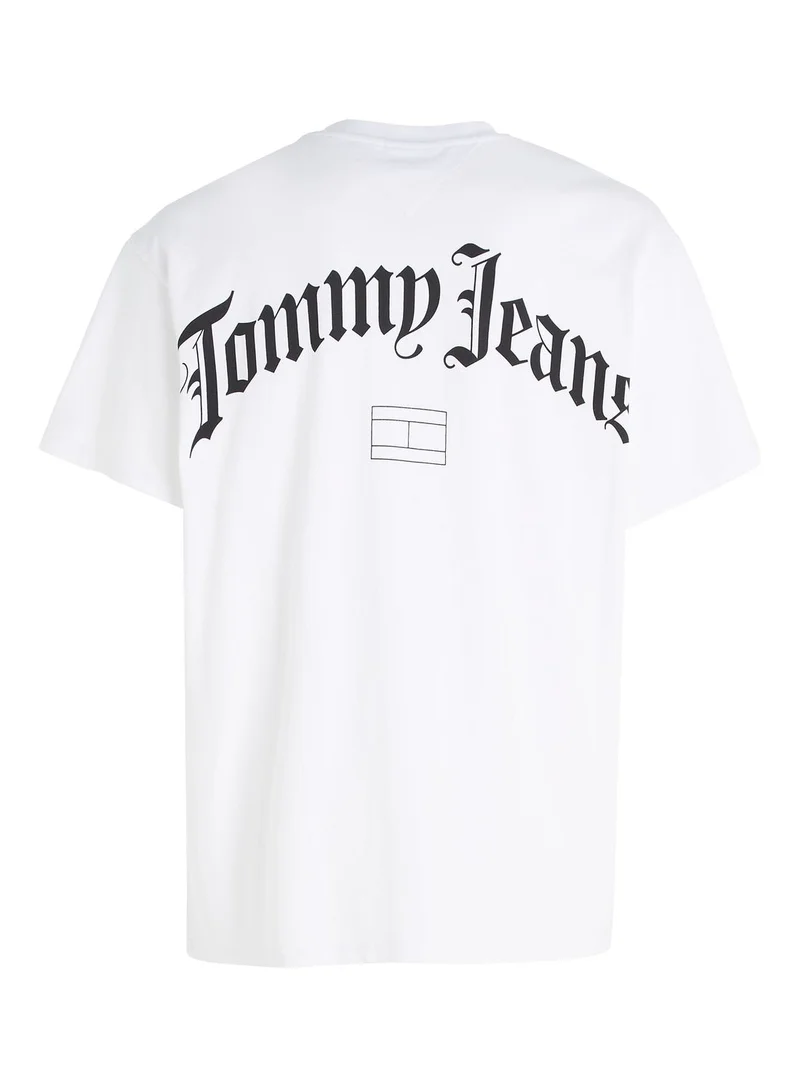 TOMMY JEANS Logo Crew Neck T-Shirt