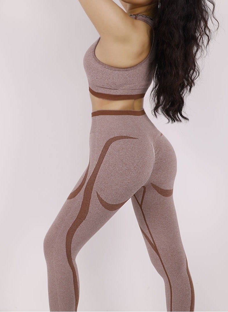 Women's Yoga Fitness Sports Bra Shorts Set - Image 4
