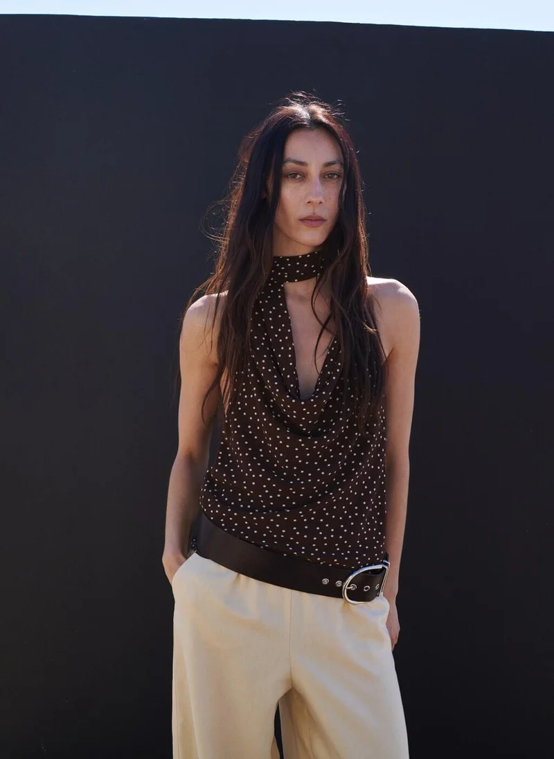 مانجو Draped Neck Scarf Top