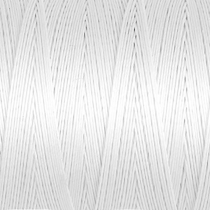 Gutermann خيط كواترمان للتطريز 220 ياردة - أبيض (738220-5709) - Image 2
