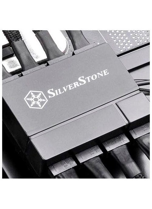 SilverStone - CPF04 8x PWM 4Pin Fan Multiplexer (SST-CPF04) - Image 1