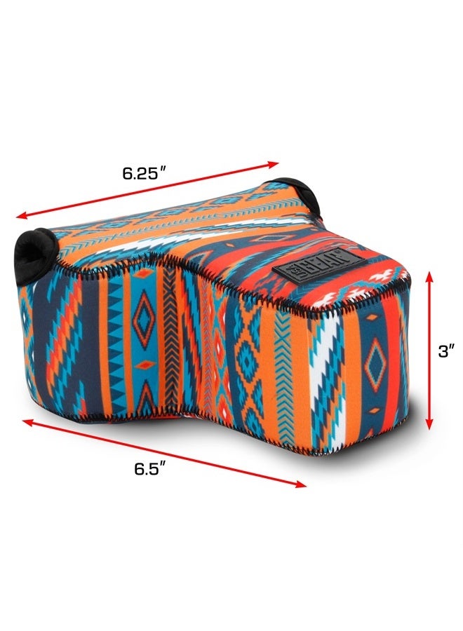 USA Gear غطاء كاميرا DSLR مع حماية نيونبرين، حلقة حزام وحفظ ملحقات - متوافق مع كانون EOS Rebel T7، 850D، 250D، SL3، R7، نيكون D3500، D5600، وأكثر (جنوب غرب) - Image 2