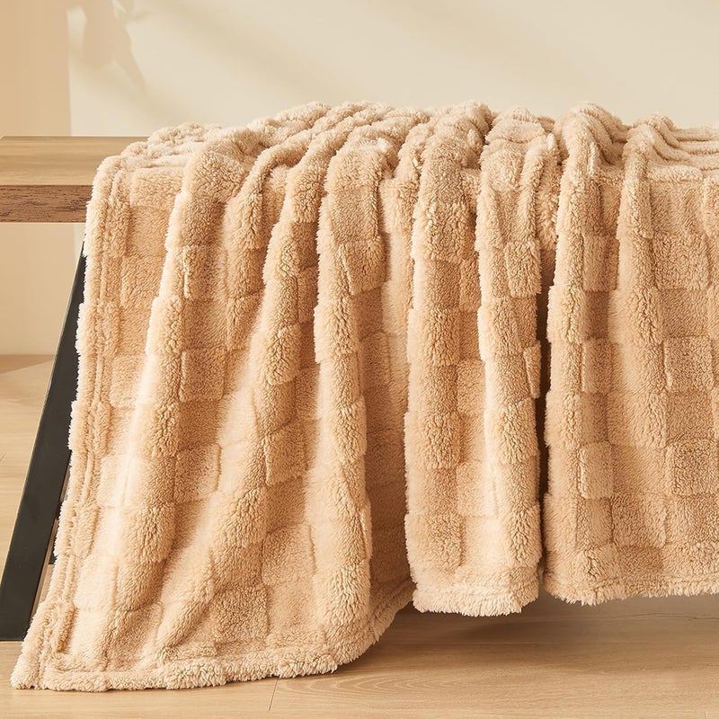 Wajade Fleece Throw Blanket, Fluffy Faux Fur Blanket for Bed Sofa Couch, Soft Cosy Warm Thick Blanket,Checkered Linen 178x203 - Image 5