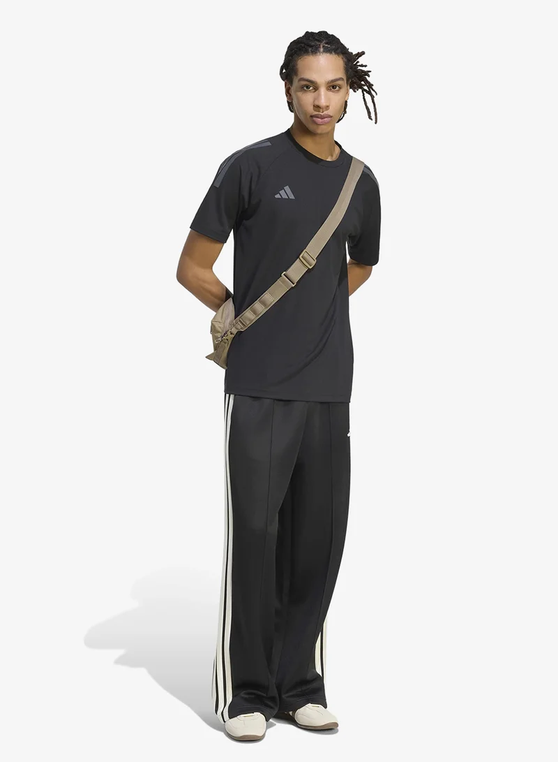 Adidas BLACK Stadium Loose Open Hem Sweatpants for Men | Best Price UAE