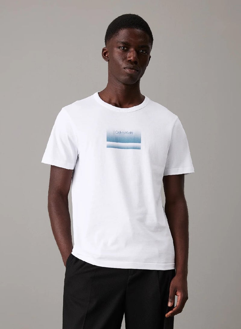 CALVIN KLEIN Gradient Graphic T-shirt - Image 1