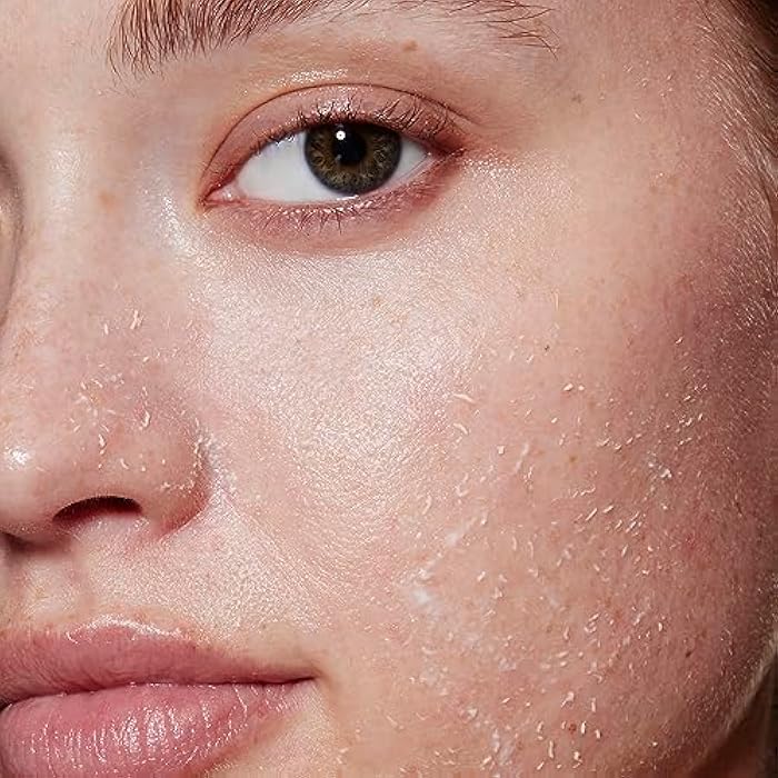 elf e.l.f. SKIN Gentle Peeling Exfoliant, Cleanser, Effective, Easy to Apply, Peels Away Dead Skin, Removes Dirt, Ideal for All Skin Types - Image 3