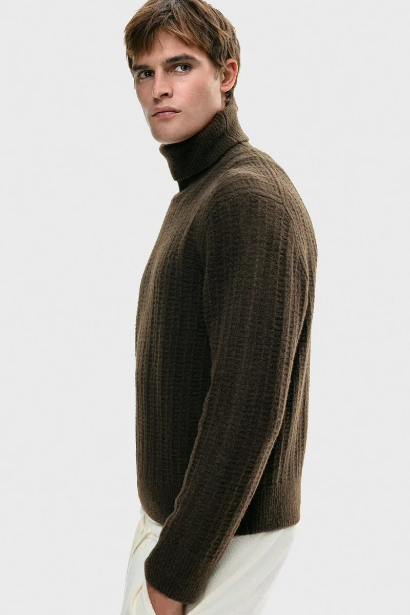 H&M  Regular Fit Polo-neck jumper for Men | Best Price UAE