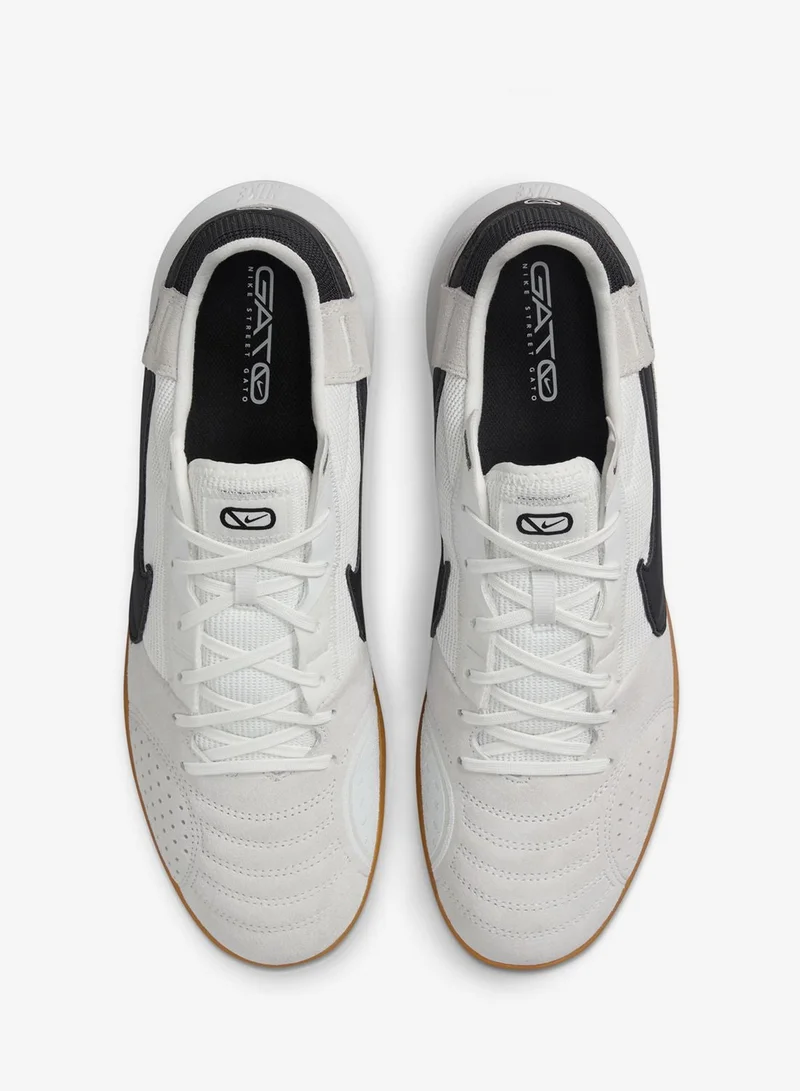 نايكي ستريجاتو سي/أو