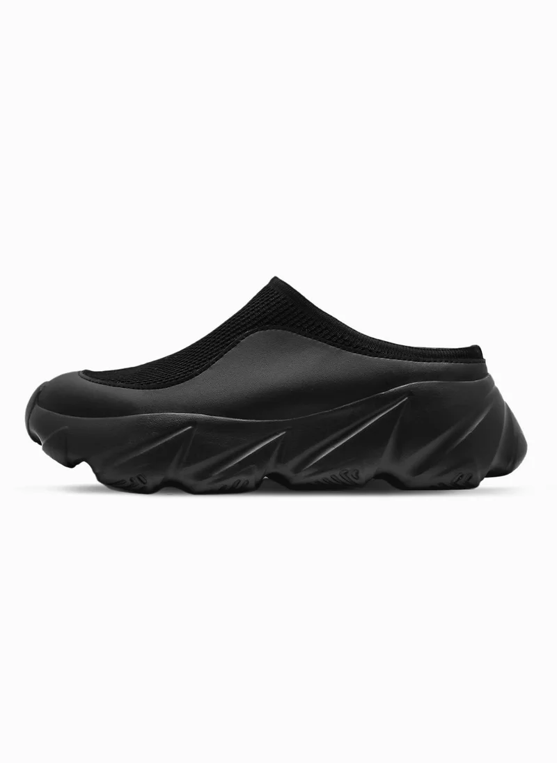 BR Oval Lightweight Comfort Clog