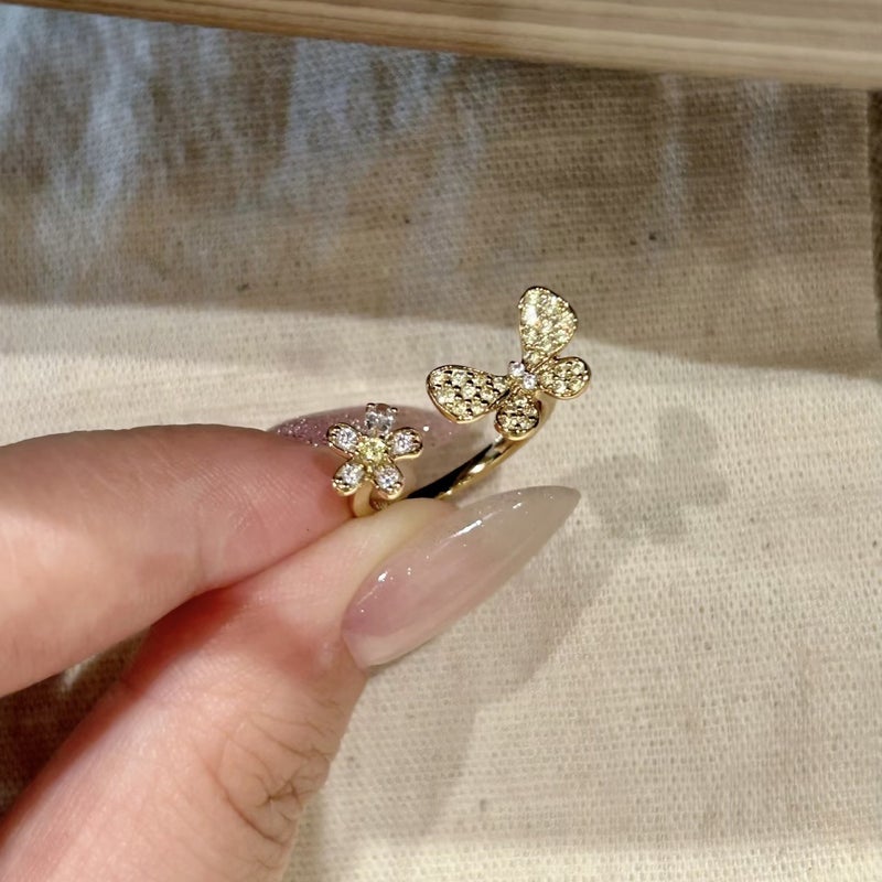 Vintage Butterfly Fairy Pinky Ring with Red Zircon & Yellow Diamond Gold Tone Open Ring for Women, Minimalist Luxury Design