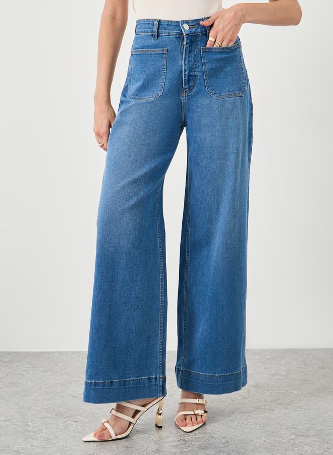 ستايلي جينز واسع الساق بخصر متوسط وجيب مرقع - Image 2