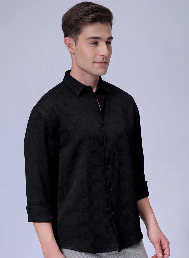 شركة المرآب الهندية Men Relaxed Fit Solid Full Sleeves Cutaway Collar Resort Wear Shirt