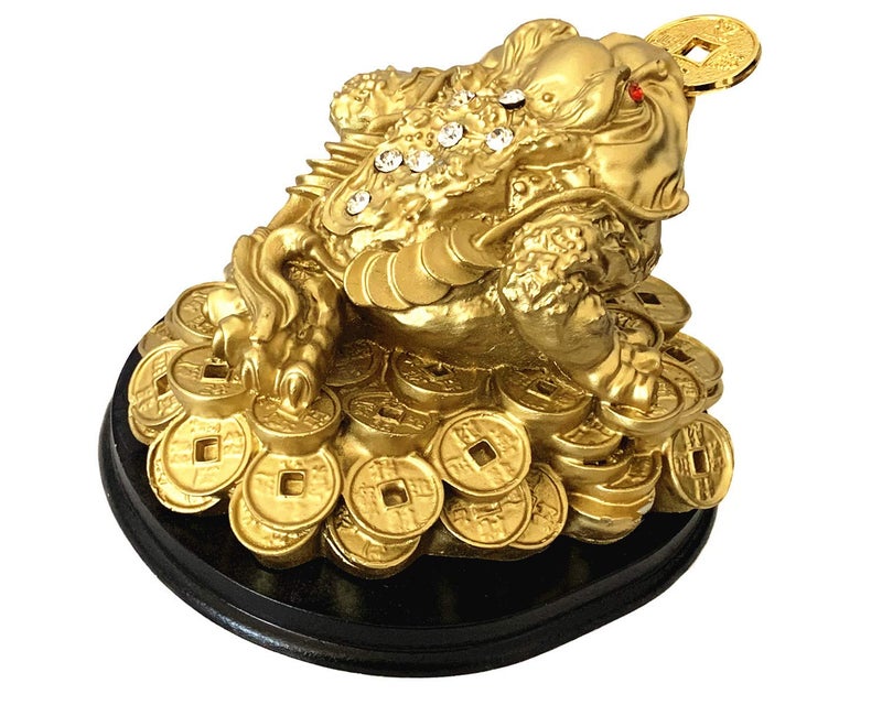 Betterdecor Feng Shui Gold Money Frog Three Legged Wealth Toad Chan Chu Statue Home Office Deocration for Housewarming Congratulation Holiday-3.5" H - Image 1