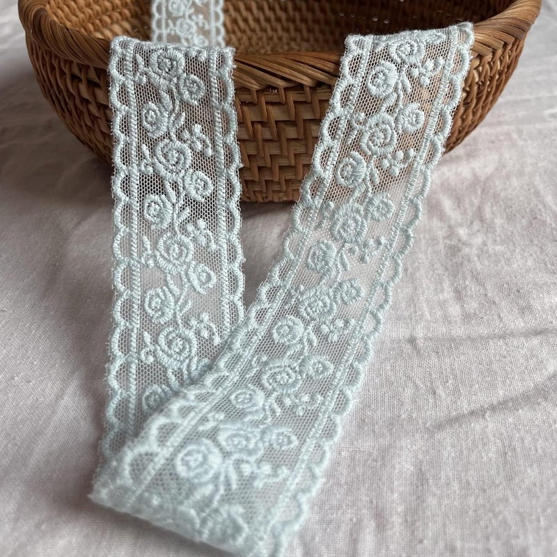 Sourcemall Lace Trim Ribbon, Delicate Floral Ribbon for Wedding/Bridal Decoration, DIY Craft Sewing, Home Decoration, 5 Yards (Blue Flower) - Image 4
