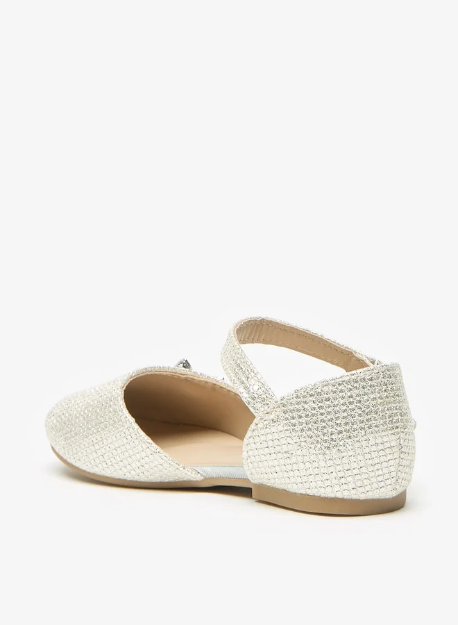 فلورا بيلا من شو إكسبرس Girls Butterfly Accent Ballerina Shoes with Hook and Loop Closure
