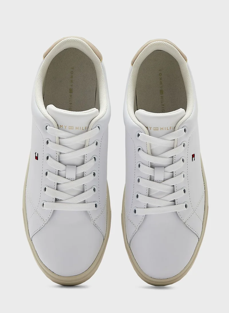 TOMMY HILFIGER Essential Logo Detailed Sneakers
