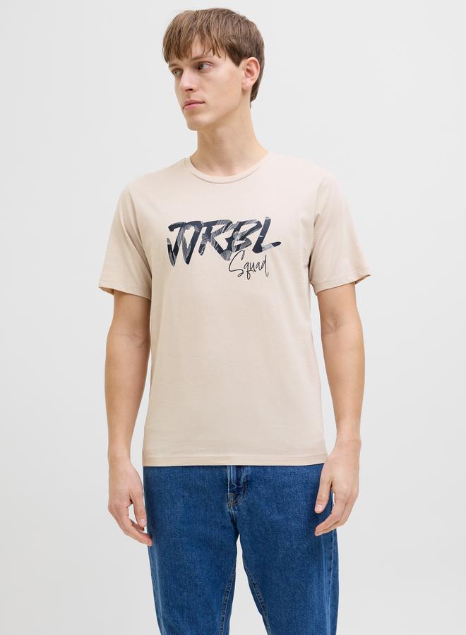 ج ج ريبل تيشيرت جيه جيه ريبيل بطبعة شعار بياقة دائرية وقصة عادية - Image 2