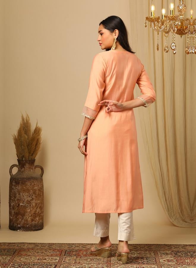 Globus Embroidered V-Neck Straight Fit Ethnic Kurta - Image 3