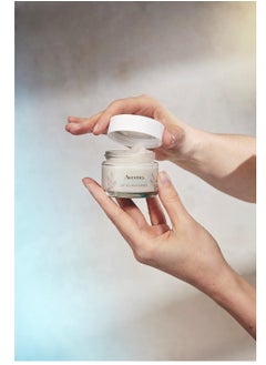 Aveeno Face Calm Plus Restore Oat Gel Moisturiser, For Sensitive Skin, with Calming Feverfew and Restoring Prebiotic Oat, 50 ml (Pack of 1)(Packaging may vary)  - Image 4