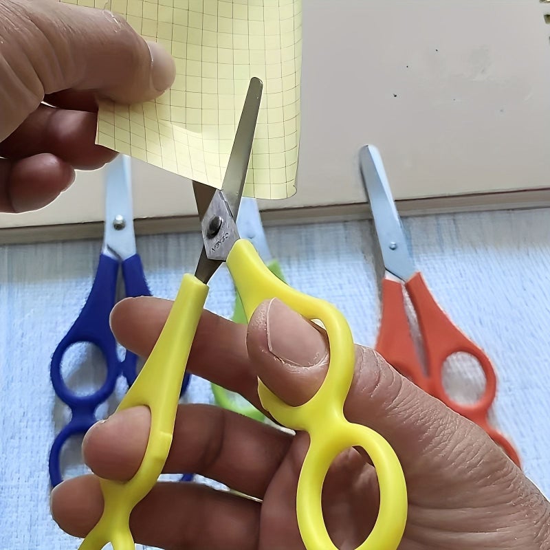 6 قطع من مقصات الأمان بمقابض مريحة بألوان متنوعة للمكتب والمدرسة والتدريس والأنشطة بين الوالدين والأطفال - Image 4