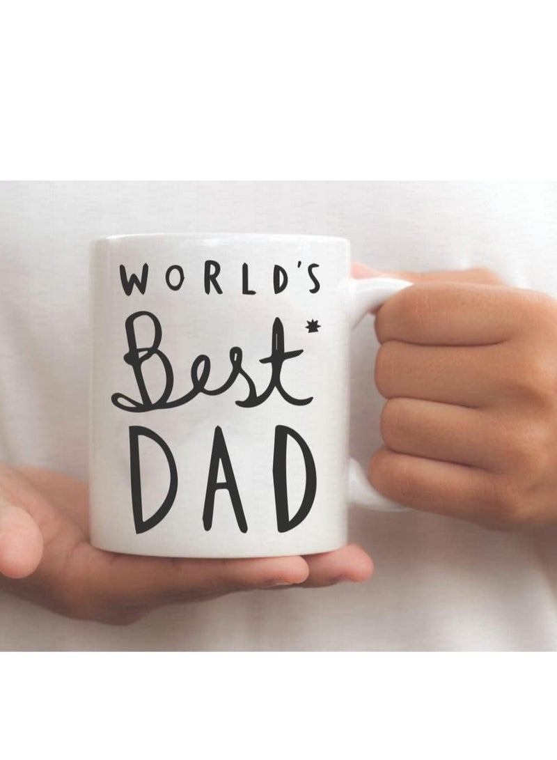 حكاية شمعة مج من السيراميك بطبعة تصميم "WORLD'S Best DAD" بلون أبيض - Image 2
